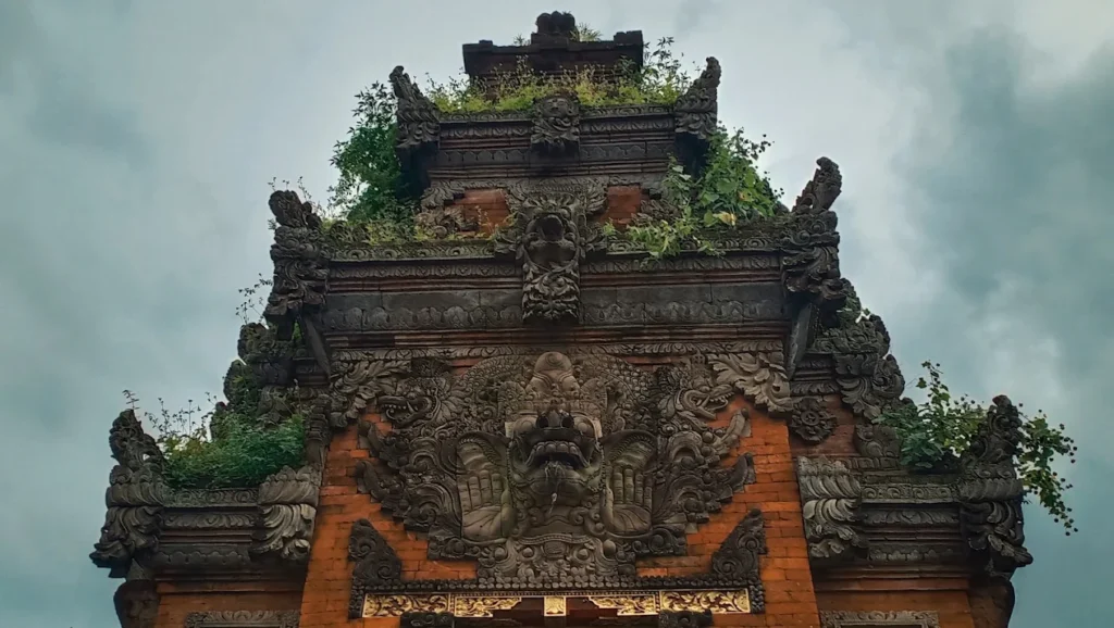 Pura Bale Agung 00
