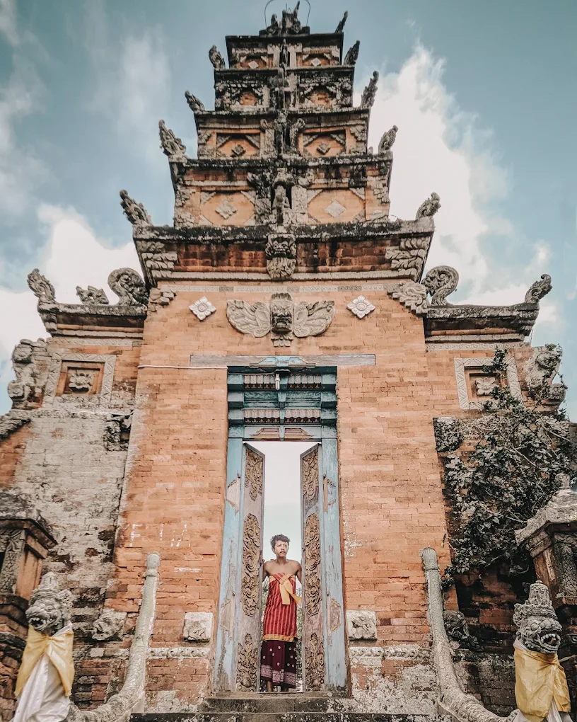 Pura Bale Agung 01