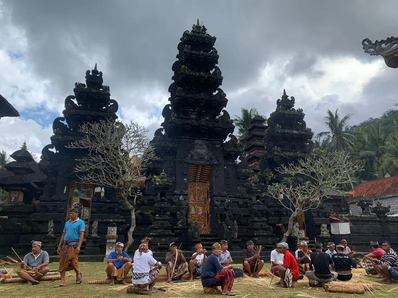 Pura Bale Agung