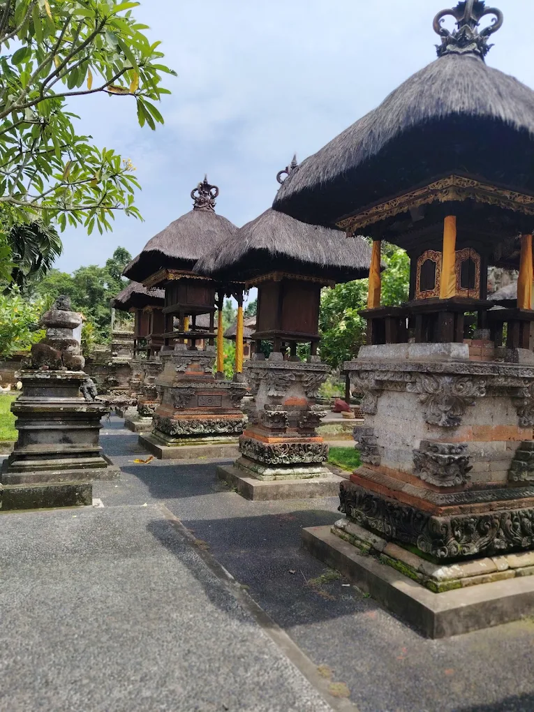 Pura Samuan Tiga 07